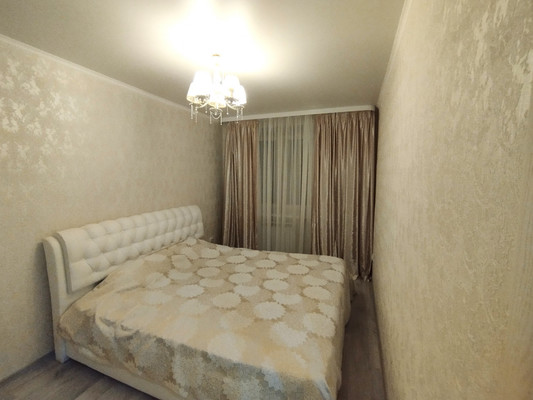 Продам трехкомнатную (3-комн.) квартиру, Индустриальная ул, 25, Липецк г