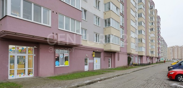 Продам коммерческое помещение 100,9 м2, В.Денисова ул, 18 , Калининград г