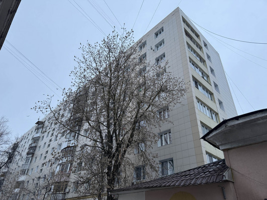 Продам трехкомнатную (3-комн.) квартиру, Дмитровская ул, 36, Базарово д