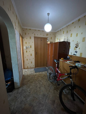 Продам трехкомнатную (3-комн.) квартиру, Курчатова пр-кт, 23, Волгодонск г