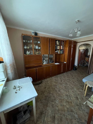 Продам трехкомнатную (3-комн.) квартиру, Курчатова пр-кт, 23, Волгодонск г