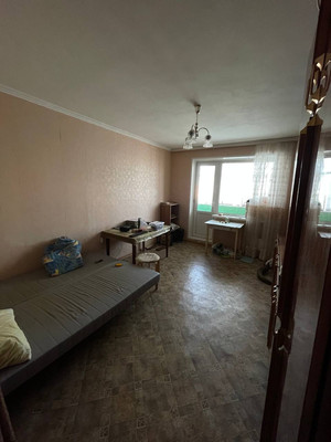 Продам трехкомнатную (3-комн.) квартиру, Курчатова пр-кт, 23, Волгодонск г