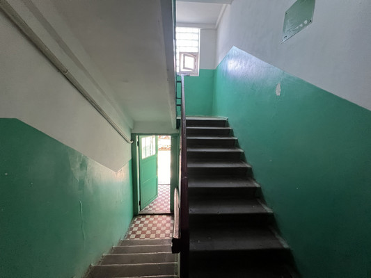 Продам однокомнатную (1-комн.) квартиру, Элеваторная ул, 8кА, Симферополь г