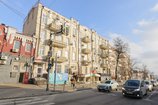 Продам двухкомнатную (2-комн.) квартиру, Ворошиловский пр-кт, 10а, Ростов-на-Дону г