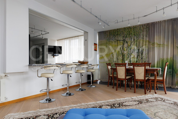 Продам многокомнатную квартиру, Мира пр-кт, 107 , Калининград г