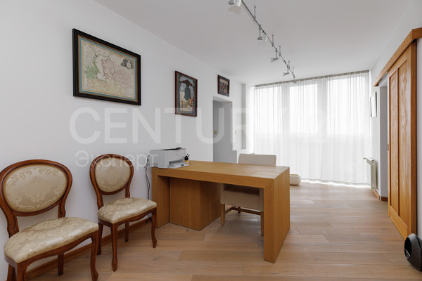 Продам многокомнатную квартиру, Мира пр-кт, 107 , Калининград г