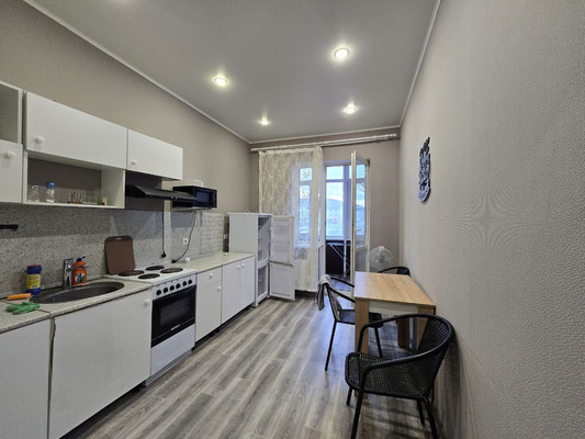 Продам однокомнатную (1-комн.) квартиру, Котанова ул, 7к3, Новороссийск г