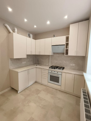Продам двухкомнатную (2-комн.) квартиру, Крестьянская ул, 27к2, Анапа г