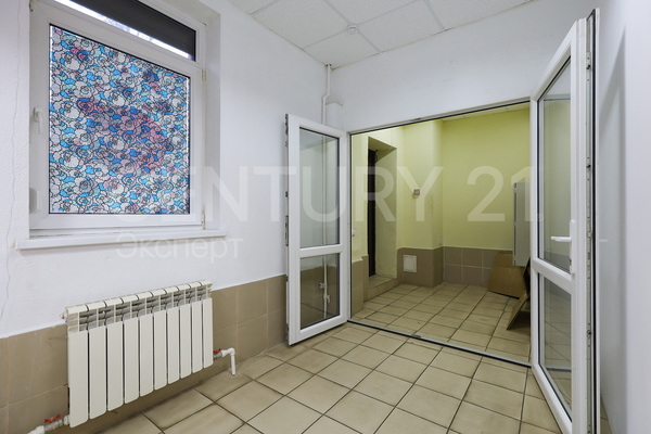 Продам коммерческое помещение 84,1 м2, Дрожжевая ул, 16 , Калининград г