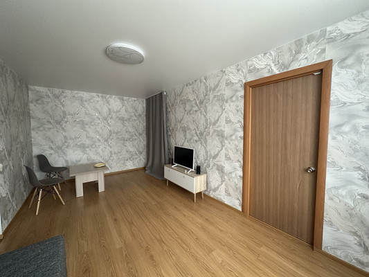 Сдам двухкомнатную (2-комн.) квартиру, Угловой пер, 4, Екатеринбург г