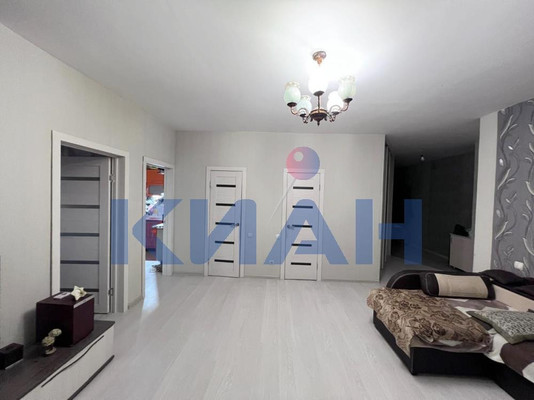 Продам трехкомнатную (3-комн.) квартиру, Мате Залки ул, 7, Красноярск г