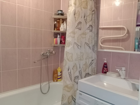 Продам двухкомнатную (2-комн.) квартиру, Панина ул, 17, Иваново г