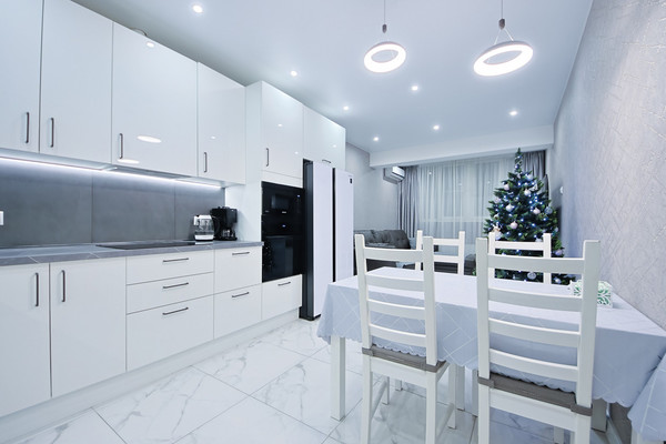 Продам трехкомнатную (3-комн.) квартиру, Новикова ул, 20, Наро-Фоминск г