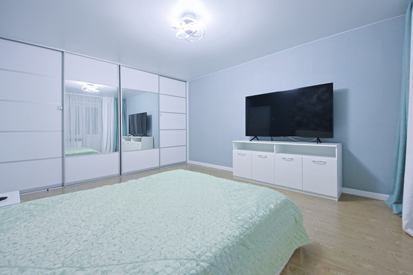 Продам трехкомнатную (3-комн.) квартиру, Новикова ул, 20, Наро-Фоминск г