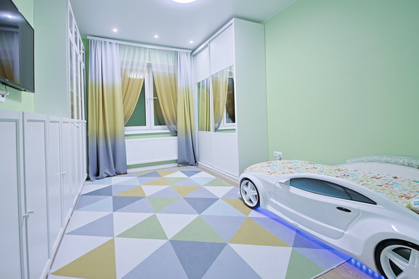 Продам трехкомнатную (3-комн.) квартиру, Новикова ул, 20, Наро-Фоминск г