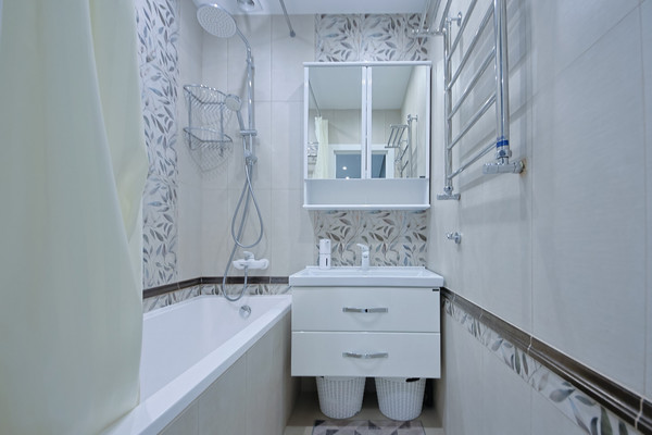 Продам трехкомнатную (3-комн.) квартиру, Новикова ул, 20, Наро-Фоминск г