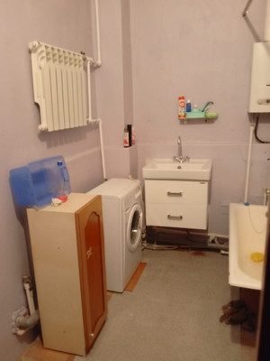 Продам комнату в 9-комн. квартире, Колокольная ул, 11, Санкт-Петербург г