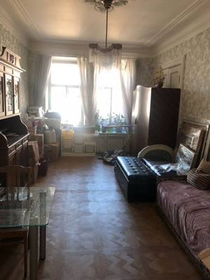 Продам комнату в 9-комн. квартире, Колокольная ул, 11, Санкт-Петербург г