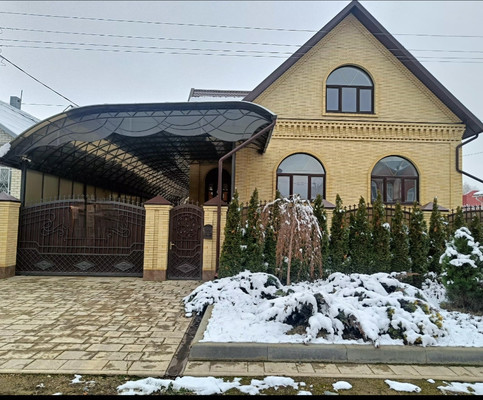 Продам дом, Российская ул, 8, Новокубанск г, 0 км от города
