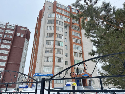 Продам двухкомнатную (2-комн.) квартиру, Победы пр-кт, 35Б, Казань г
