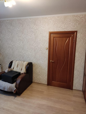 Продам двухкомнатную (2-комн.) квартиру, Малая Карпатская ул, 9к1, Санкт-Петербург г