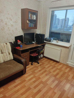 Продам двухкомнатную (2-комн.) квартиру, Малая Карпатская ул, 9к1, Санкт-Петербург г