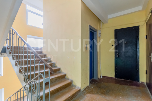 Продам двухкомнатную (2-комн.) квартиру, Московский пр-кт, 92 , Калининград г