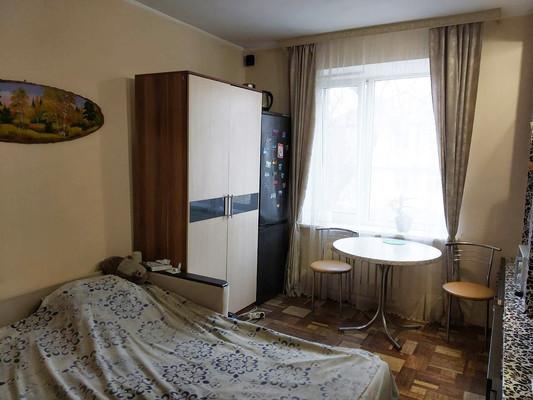 Продам двухкомнатную (2-комн.) квартиру, Ленина б-р, 8, Симферополь г