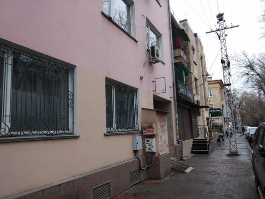 Продам двухкомнатную (2-комн.) квартиру, Ленина б-р, 8, Симферополь г