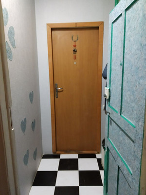 Продам двухкомнатную (2-комн.) квартиру, Ленина б-р, 8, Симферополь г
