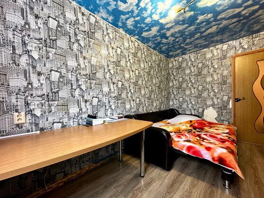 Продам трехкомнатную (3-комн.) квартиру, Пугачева ул, 14Б, Киров г