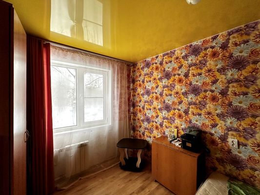Продам трехкомнатную (3-комн.) квартиру, Пугачева ул, 14Б, Киров г