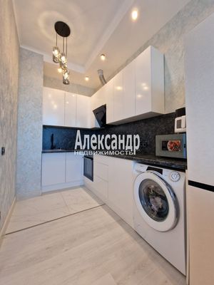 Продам однокомнатную (1-комн.) квартиру, Строителей пр-кт, 1к1, Кудрово г