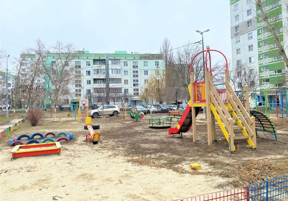 Продам многокомнатную квартиру, Черникова ул, 31, Волгодонск г