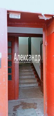 Продам трехкомнатную (3-комн.) квартиру, Саратовская ул, 29, Санкт-Петербург г