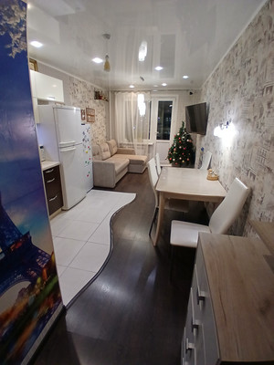 Продам трехкомнатную (3-комн.) квартиру, Азина ул, 17, Киров г