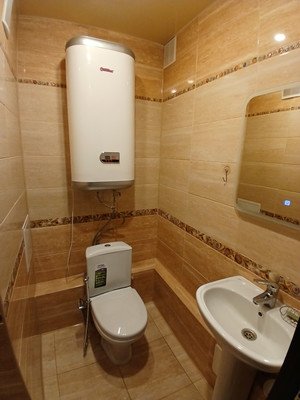 Продам трехкомнатную (3-комн.) квартиру, Азина ул, 17, Киров г
