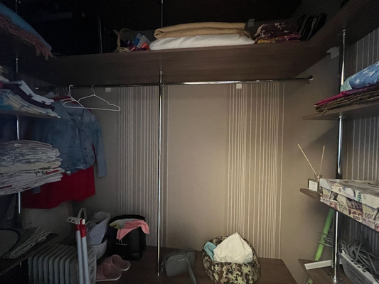 Продам трехкомнатную (3-комн.) квартиру, Загородная ул, 17б, Ялта г