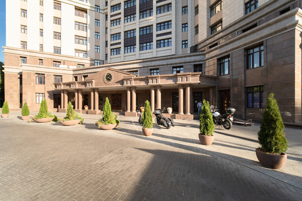Продам многокомнатную квартиру, Давыдковская ул, 3, Москва г