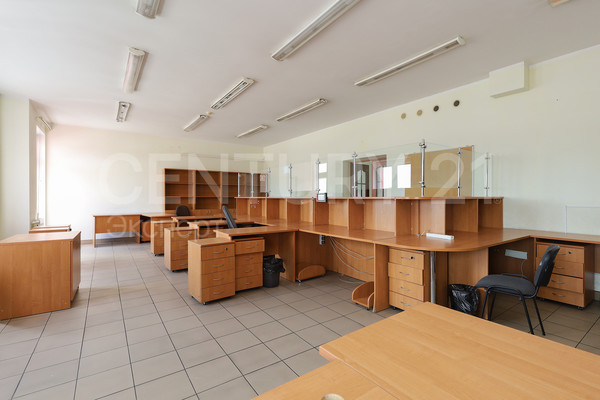 Продам коммерческое помещение 2 651,9 м2, Большая Окружная ул, 3А , Калининград г