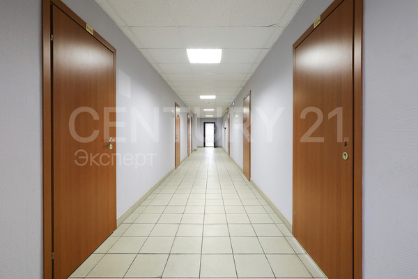 Продам коммерческое помещение 2 651,9 м2, Большая Окружная ул, 3А , Калининград г