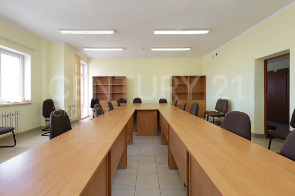 Продам коммерческое помещение 2 651,9 м2, Большая Окружная ул, 3А , Калининград г
