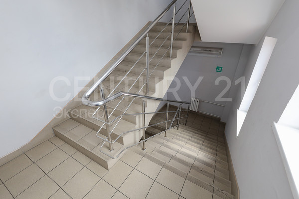 Продам коммерческое помещение 2 651,9 м2, Большая Окружная ул, 3А , Калининград г