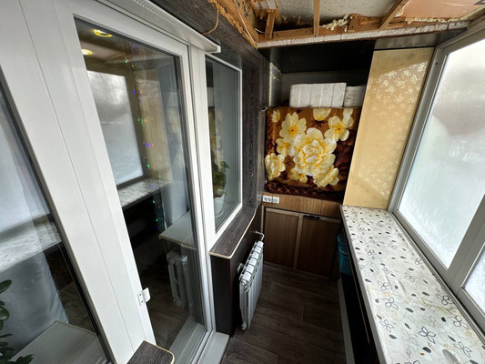 Продам трехкомнатную (3-комн.) квартиру, Интернациональный пр-кт, 29к2, Комсомольск-на-Амуре г