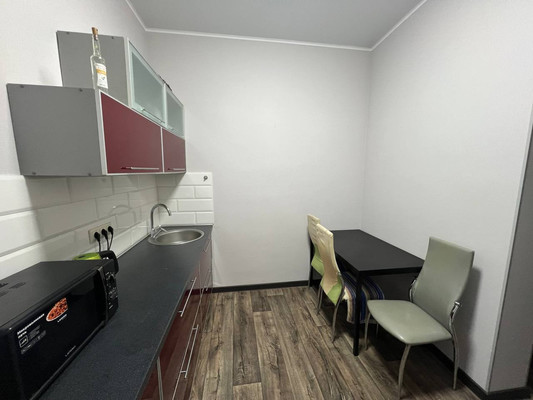 Продам двухкомнатную (2-комн.) квартиру, Парковый спуск, 11, Кореиз пгт