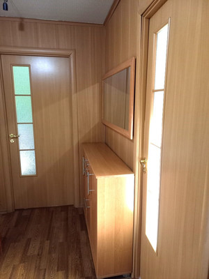 Продам двухкомнатную (2-комн.) квартиру, М.Горького ул, 77/1, Волгодонск г