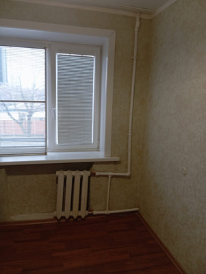 Продам двухкомнатную (2-комн.) квартиру, М.Горького ул, 77/1, Волгодонск г