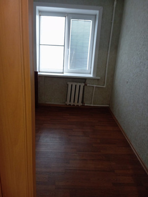 Продам двухкомнатную (2-комн.) квартиру, М.Горького ул, 77/1, Волгодонск г
