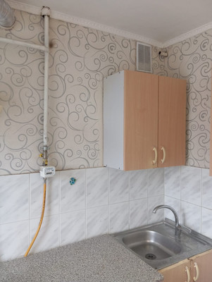 Продам двухкомнатную (2-комн.) квартиру, М.Горького ул, 77/1, Волгодонск г