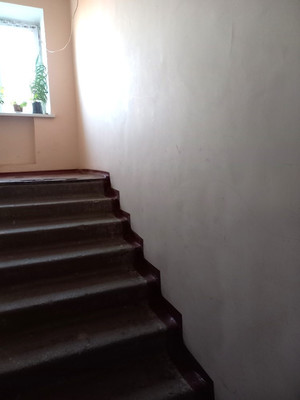Продам двухкомнатную (2-комн.) квартиру, М.Горького ул, 77/1, Волгодонск г